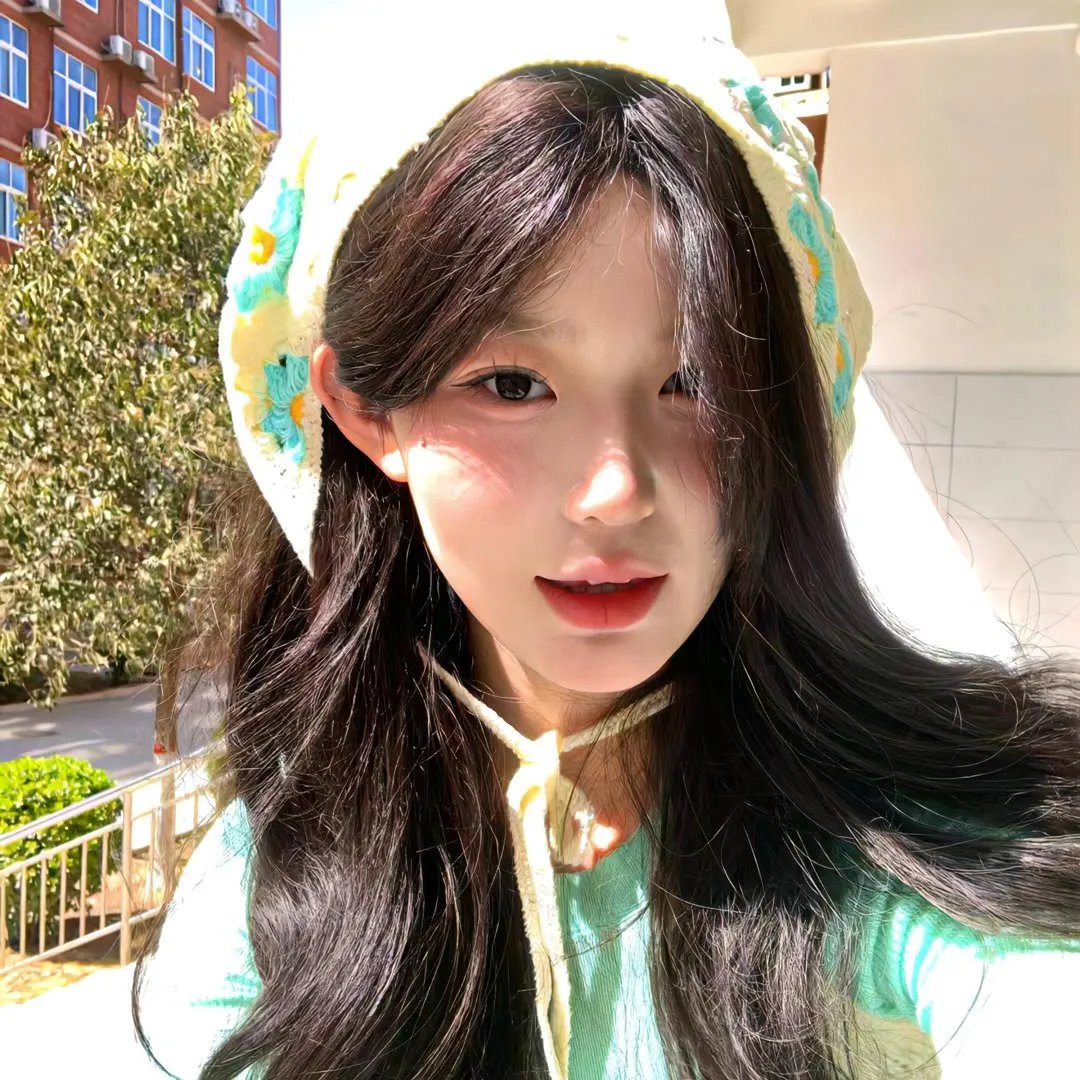 艾娃与莱昂国语